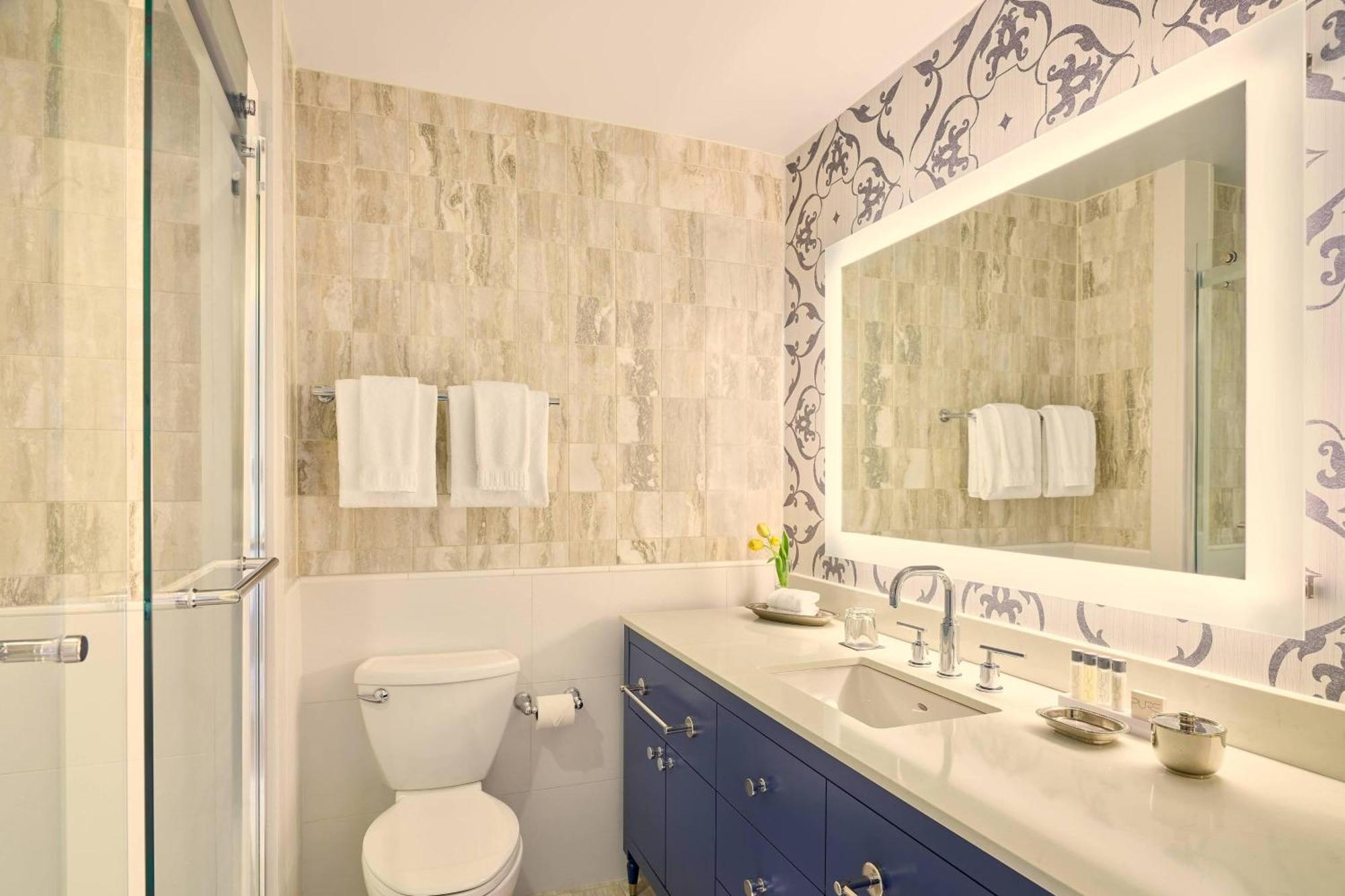 Morrison House Old Town Alexandria, Autograph Collection 4*